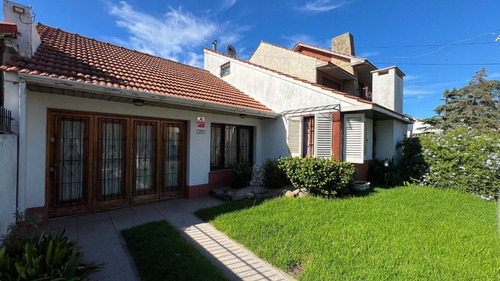Venta Chalet Parque Cochera En Punta Mogote