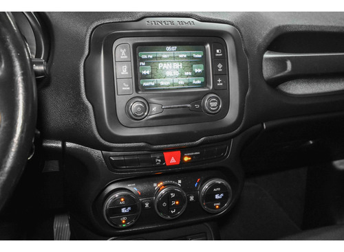 Jeep Renegade 1.8 16V FLEX LONGITUDE 4P AUTOMÁTICO