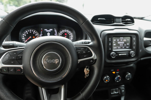 Jeep Renegade Sport 1.8 4x2 (flex)
