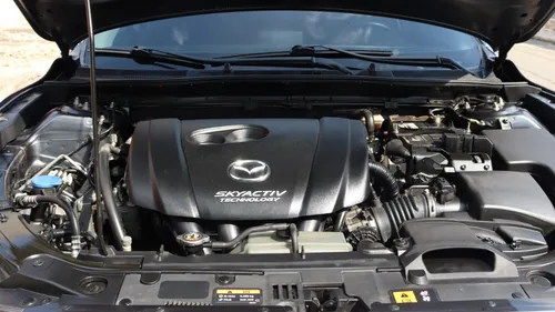 Mazda 3 2.0 Touring