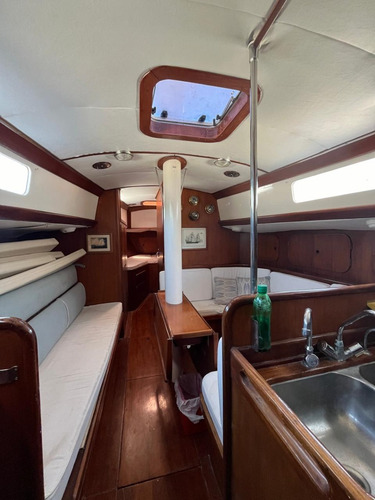 Velero Frers 44