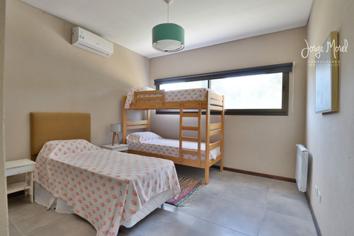 Casa Venta Barrio Costa Esmeralda - Deportiva 2 - 4 Dormitorios - #id 9467