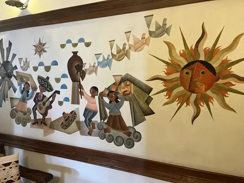 Casa Con Alberca Y 6 Recámaras En El Centro De Tequisquiapan, Querétaro