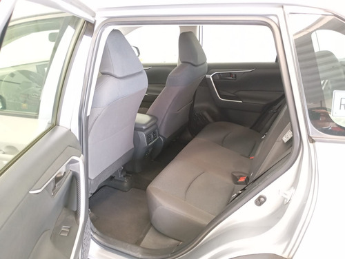 Toyota RAV4 2.5 Le At