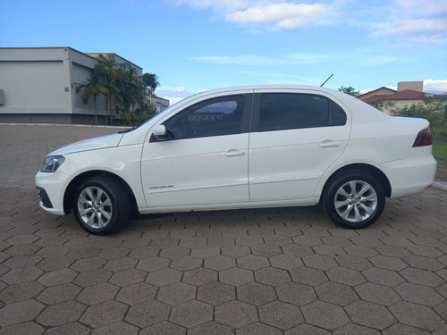 Imagem 3 de 15 de Volkswagen Voyage Cl 1.6