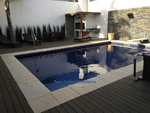 Casi Rambla Moderna Casa Minimalista
