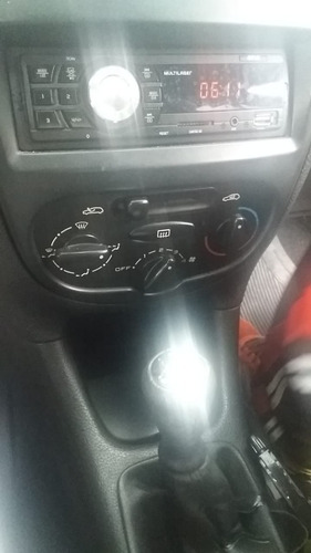 Imagem 14 de 14 de Peugeot 206