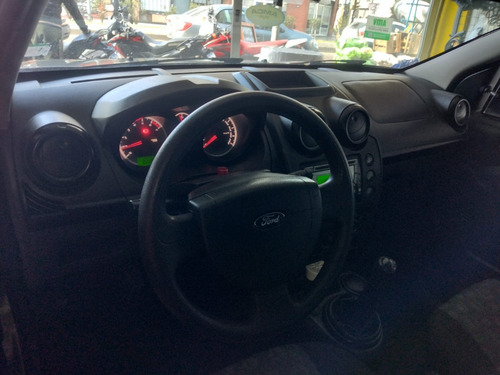 Ford fiesta ambiente plus mp3 ambiente plus