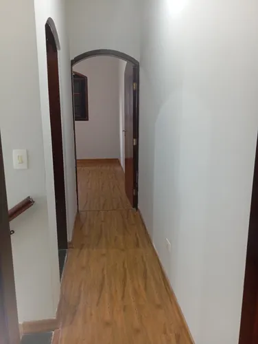Casa Sobrado Com 02 Dormitórios, Lavabo E Móveis Planejados