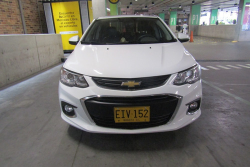 Imagen 3 de 15 de Chevrolet Sonic 2018
