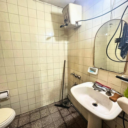 Venta Departamento De Pasillo De 1 Dormitorio Sometido A Ph En Barrio Arroyito