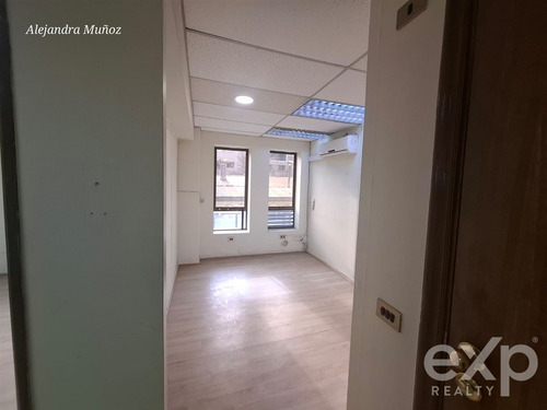 Oficina En Arriendo En Providencia