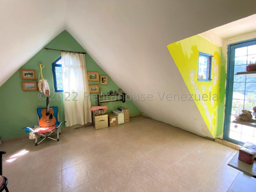 Acojedora Casa De Montana En Karimao Country