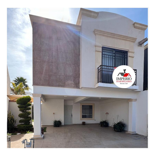 Casa En Venta En Villas De San Ángel Iii