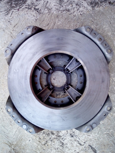 Plato De Presion 13 Pulgadas Para Tractor New Holland (Usado)