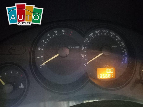Chevrolet Corsa Super 2011 Gris Plata 4 Puertas