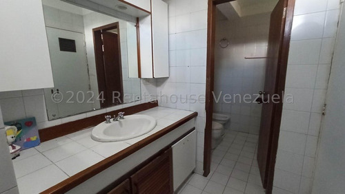 Baja De Precio Casa En Venta Cumbres De Curumo Mls 24-15397. Andrea Schmidt