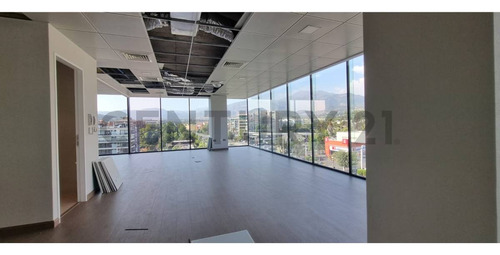 Oficina En Arriendo En La Dehesa Excelente Ubicacion