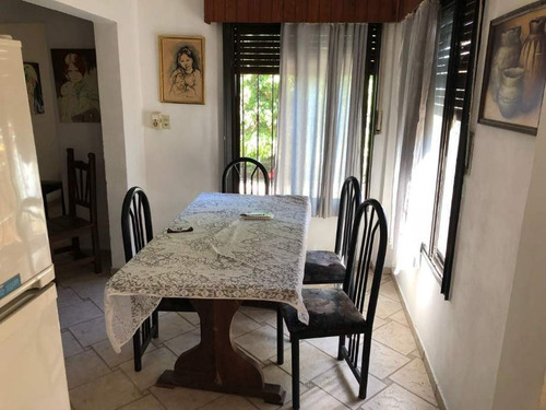 Imagen 3 de 9 de Casa En Venta En Billinghurst
