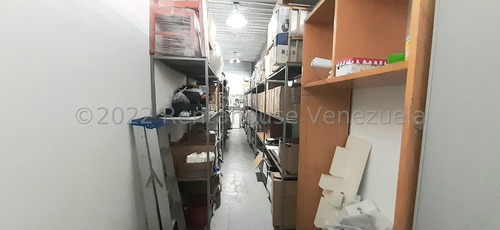 Imagen 9 de 30 de */* Edificio En Alquiler En Nueva Segovia Barquisimeto Lara, Venezuela. Contacto 0424-5197639. Cód. Flex 23-2953 $ 5500 1316 M² *sp*