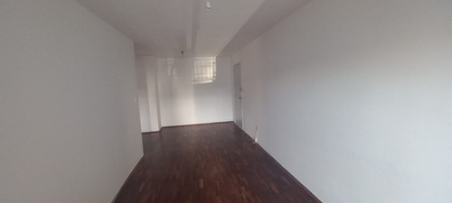 Imagen 3 de 11 de En Venta Luminoso Apartamento De 3 Dormitorios En Barrio Sur