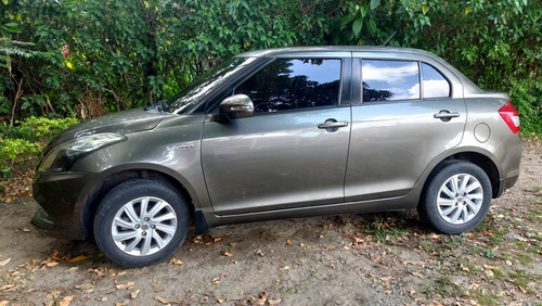 Suzuki Swift Sedán 2016