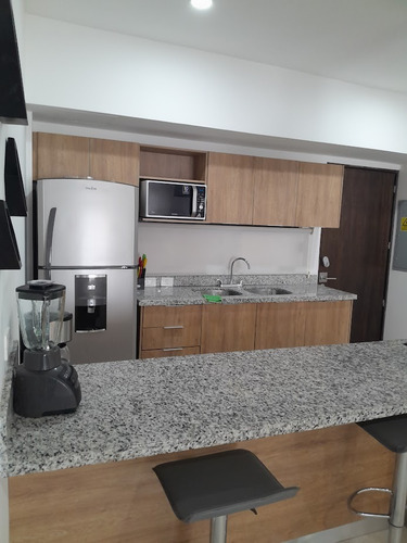 Bonito Departamento En Renta De 101 Mts2, Amueblado, Torre Baluarte, Nazatlan.