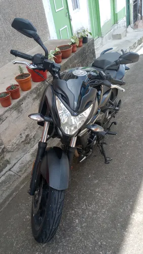 Pulsar Ns 200 Fi