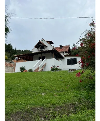 Espectacular Finca Con Una Excelente Ubicacion Y Clima