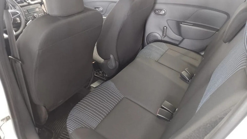 Imagen 12 de 15 de Sandero Life 1.6 Descuento Exclusivo (rr)