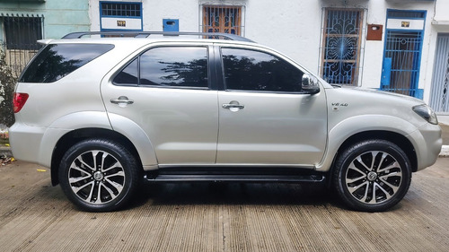 Imagen 3 de 9 de Toyota Fortuner 4*4 Blindaje 3 2008 Mecanica