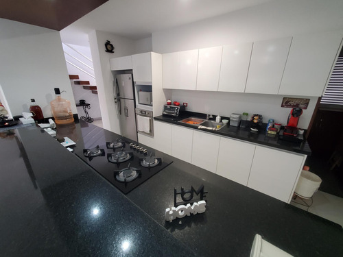 Departamento En Venta En Playa Del Carmen En Selvamar De 2 Niveles Con Beach Club