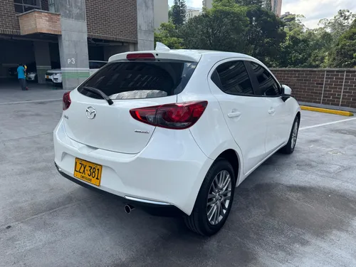 Mazda 2 Automático. Único Dueño Sin Deuda.