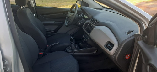 Chevrolet Prisma. Permuto/financio.