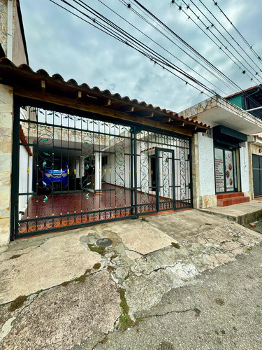 Mr. Venta Casa Con Local Comercial A Pie De Calle En Monsseñor Briceño Tariba