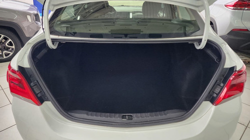 Chevrolet Onix plus JOY BLACK