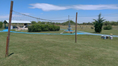 Imagen 6 de 14 de Cabañas En Laguna Chascomus Adaptada C/ Piscina