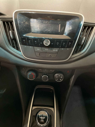 Imagen 10 de 15 de Chevrolet Cavalier 2020 4p Ls L4/1.5 Man (a)