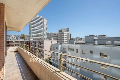 Lujoso Departamento Sector Poniente