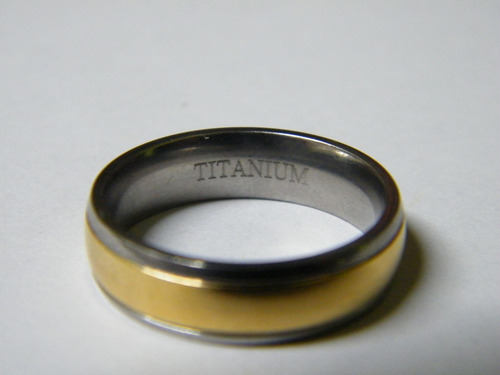 Anillo Elegante De Acero Para Bodas- Compromisos.