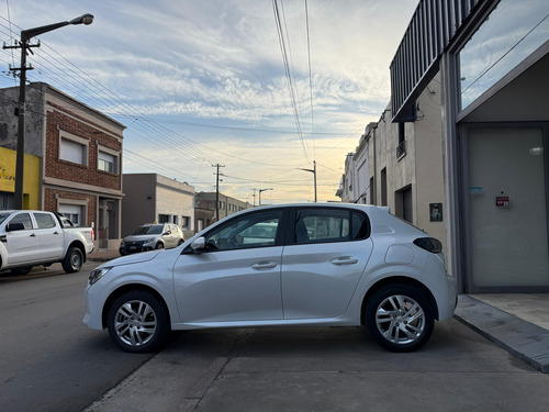 Peugeot 208 1.6 Active
