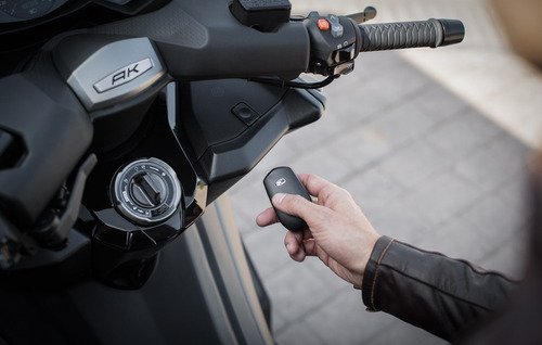 Imagem 13 de 14 de Kymco Ak 550 2023 - Moto & Cia