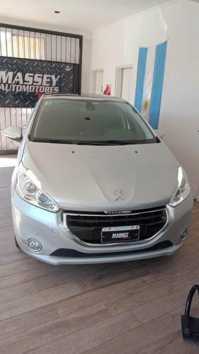 Imagen 3 de 25 de Peugeot 208 2015 1.6 Feline Pack Cuir