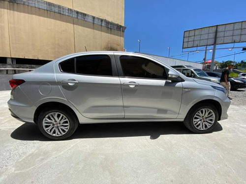 Fiat Cronos Drive 1.3 Pouquíssimo Rodado