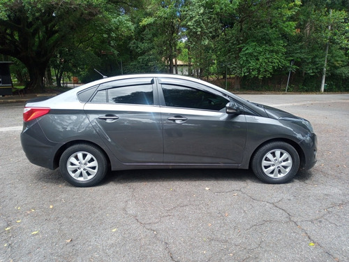 Imagem 4 de 12 de Hb20s 1.6 Comfort Style 2014 Automático