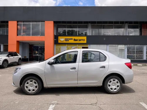 Renault Logan 1.6 Authentique / Life