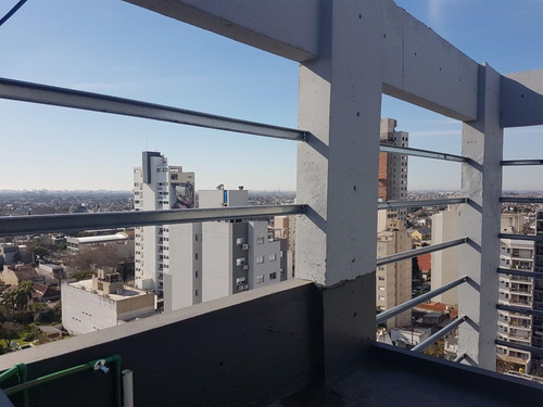 Oficina En Venta Ubicado En Banfield, Lomas De Zamora