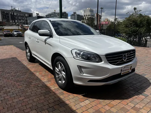 Volvo XC60 2.0 T5 Awd Momentum