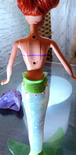 Muñeca Disney La Sirenita Ariel Luces Brillantes Mattel 2005 (Usado)