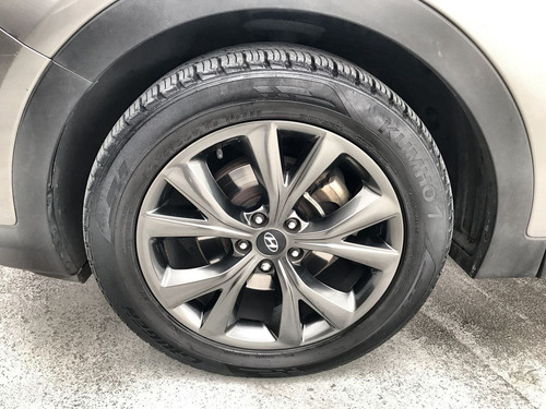 Imagen 12 de 15 de Hyundai Santa Fe 2018 2.0 Sport L At